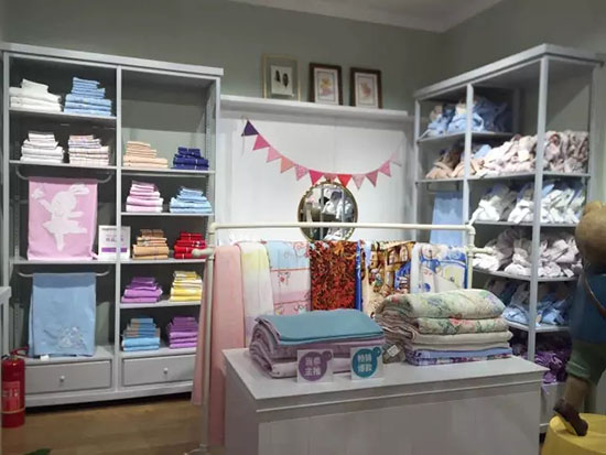 北京首创奥特莱斯罗莱kids专卖店形象-品牌家纺网